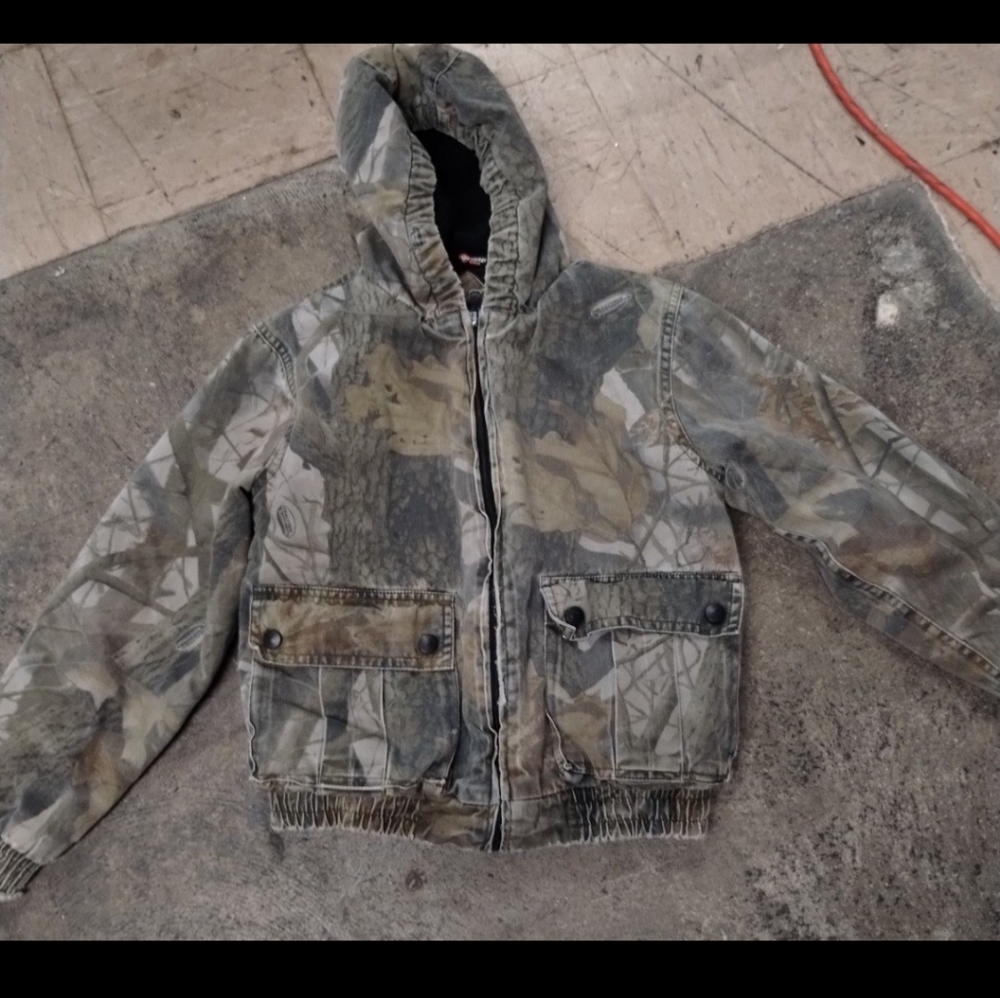 Outfitters Ridge kids camo coat Vintage